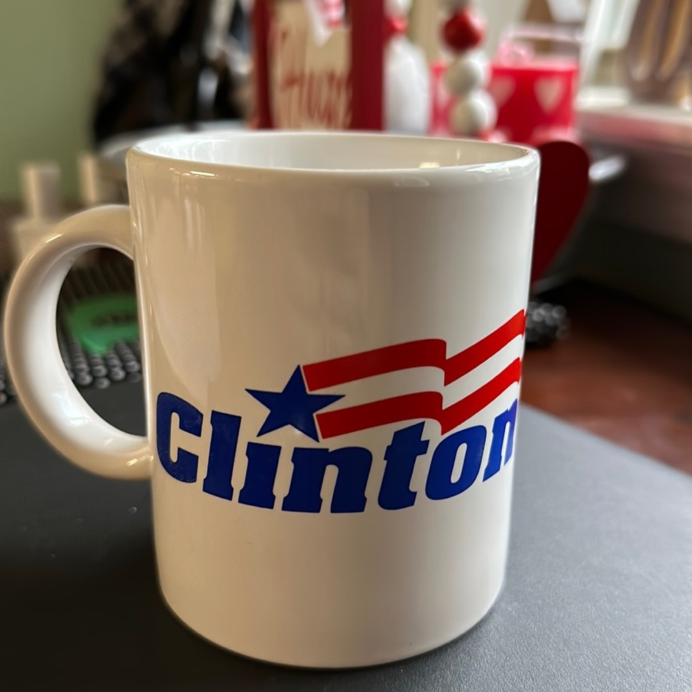 President Clinton coffee cup - never used